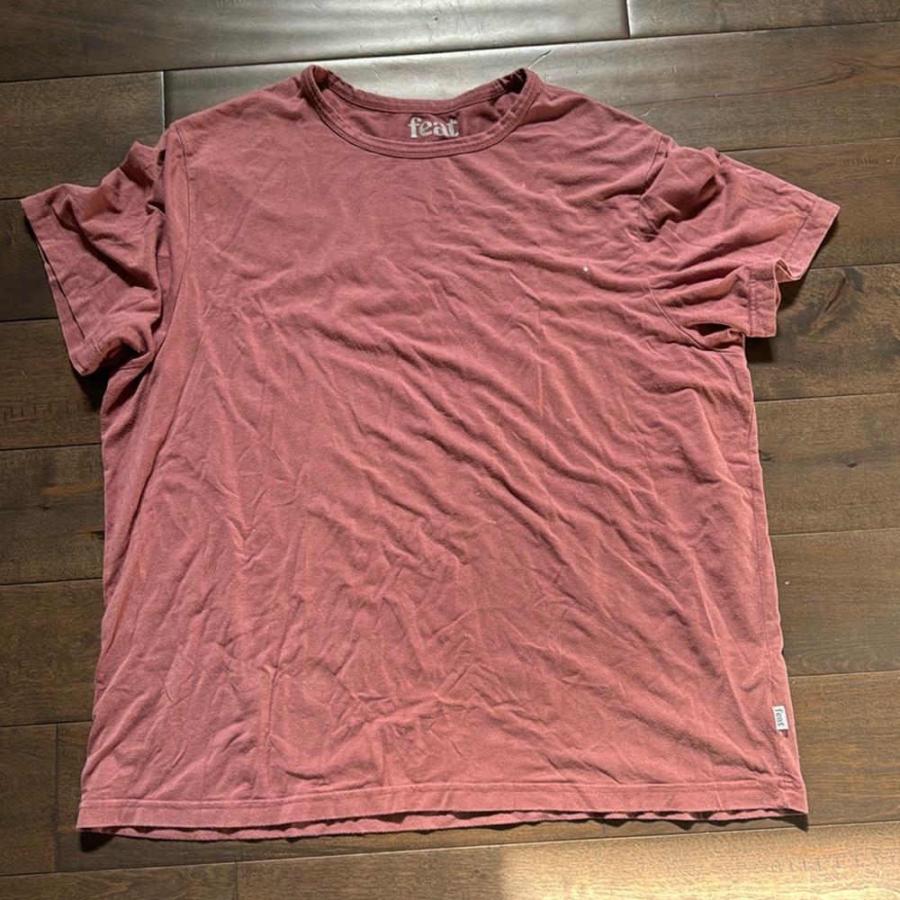 Men’s Feat tshirt